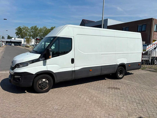 Iveco - daily automaat - 35c16v 2.3 410 h2 - van - afbeelding 9 van  16