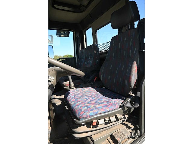 Iveco - eurocargo tector 80e/75 - trekker - afbeelding 25 van  26