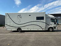 Iveco - vrachtwagen voor paardentransport - afbeelding 24 van  35