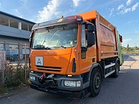 Iveco - vuilniswagen - vrachtwagen - afbeelding 6 van  11