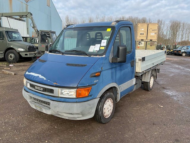 Iveco 29l9 bestelwagen - afbeelding 1 van  16