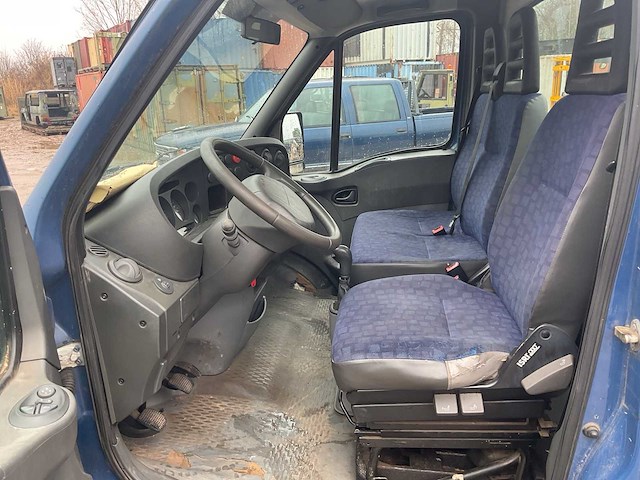 Iveco 35s9 daily bedrijfswagen - afbeelding 16 van  18