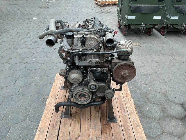 Iveco 504166567 dieselmotor - afbeelding 10 van  11