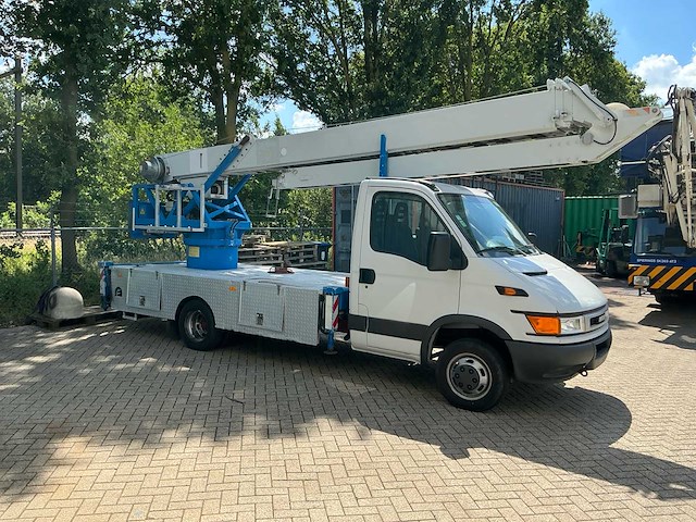Iveco 50c13 bedrijfswagen + klaas hijskraan - afbeelding 28 van  32
