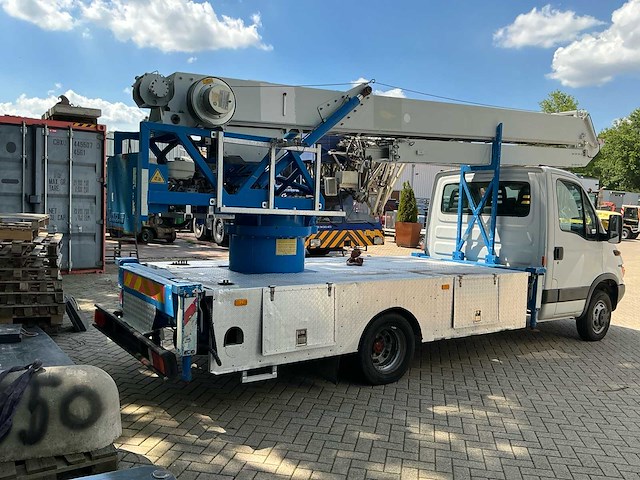 Iveco 50c13 bedrijfswagen + klaas hijskraan - afbeelding 4 van  32