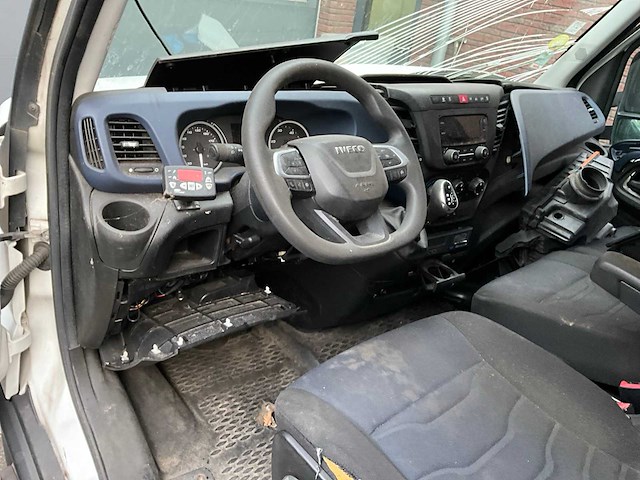 Iveco daily 35c14 koelwagen - bedrijfswagen (schade) - afbeelding 8 van  12