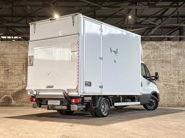 Iveco daily 35c16h 2.3 375 154pk 2022 (origineel-nl+1e eigenaar), vsh-30-n - afbeelding 10 van  10