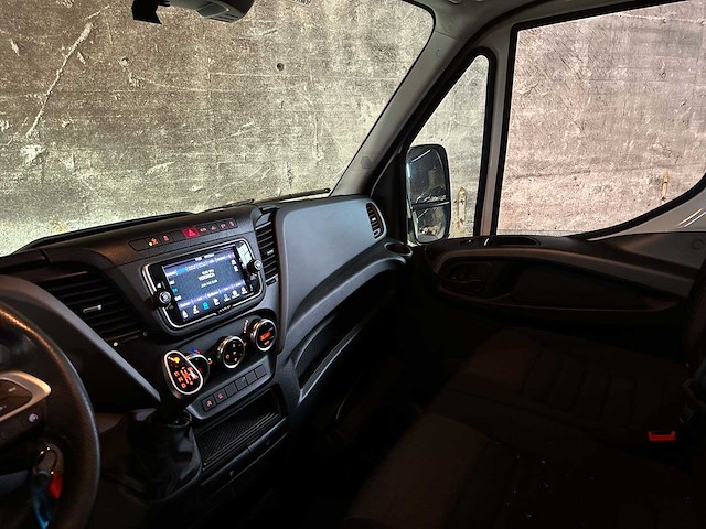 Iveco daily 35c16h 2.3 375 154pk 2022 (origineel-nl+1e eigenaar), vsh-30-n - afbeelding 4 van  42