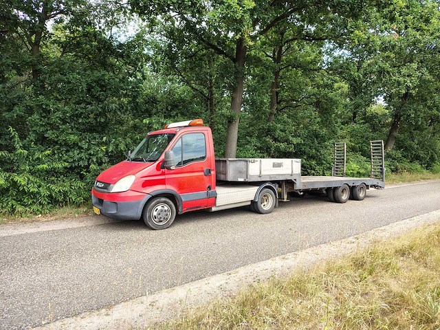 Iveco daily 35c17 eev 300 bedrijfswagen - afbeelding 1 van  18