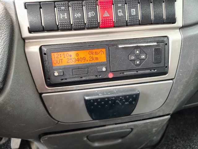 Iveco daily 35c17 eev 300 bedrijfswagen - afbeelding 6 van  19
