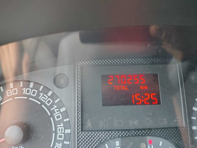 Iveco daily 35c18 300 bedrijfswagen - afbeelding 8 van  9