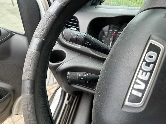 Iveco daily 35s11v 2.3 410 h3 106pk 2016 (origineel-nl) automaat, vt-330-s - afbeelding 3 van  37