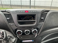 Iveco daily 35s11v 2.3 410 h3 106pk 2016 (origineel-nl) automaat, vt-330-s - afbeelding 8 van  37