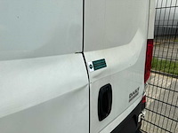 Iveco daily 35s11v 2.3 410 h3 106pk 2016 (origineel-nl) automaat, vt-330-s - afbeelding 28 van  37