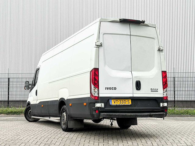 Iveco daily 35s11v 2.3 410 h3 106pk 2016 (origineel-nl) automaat, vt-330-s - afbeelding 36 van  37