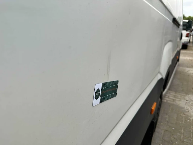 Iveco daily 35s11v 2.3 410 h3 106pk 2016 (origineel-nl) automaat, vt-330-s - afbeelding 18 van  37