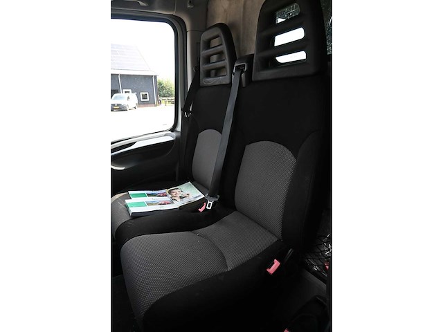 Iveco daily 35s11v 300 h2 l bedrijfswagen - afbeelding 4 van  20