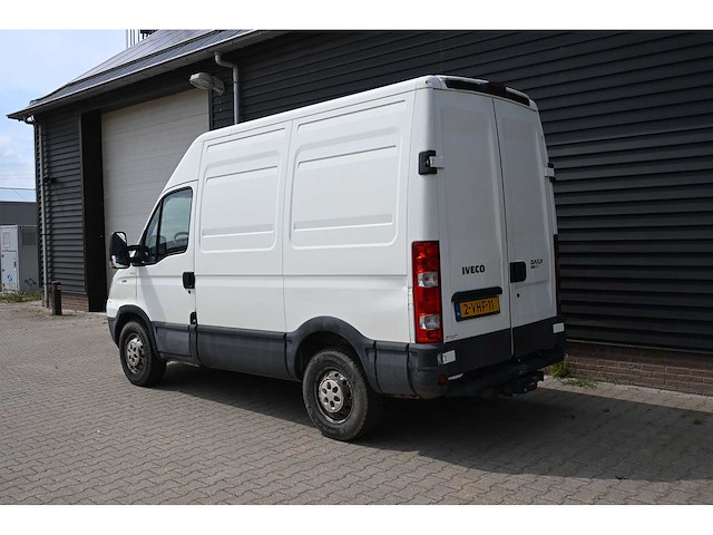 Iveco daily 35s11v 300 h2 l bedrijfswagen - afbeelding 14 van  20