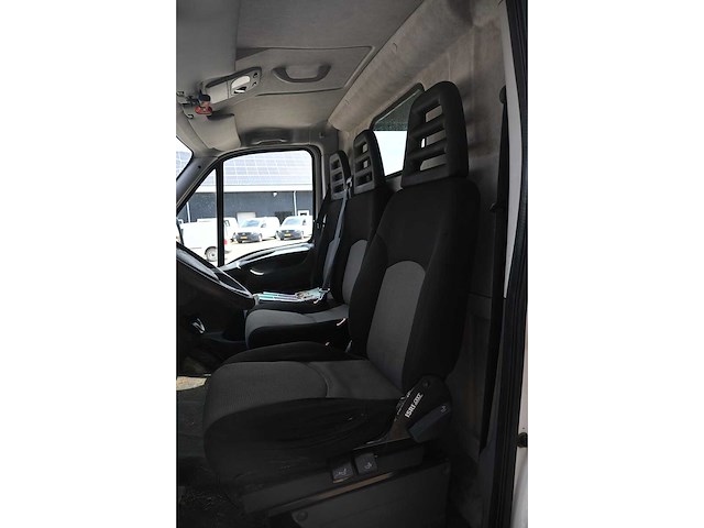 Iveco daily 35s11v 300 h2 l bedrijfswagen - afbeelding 3 van  20