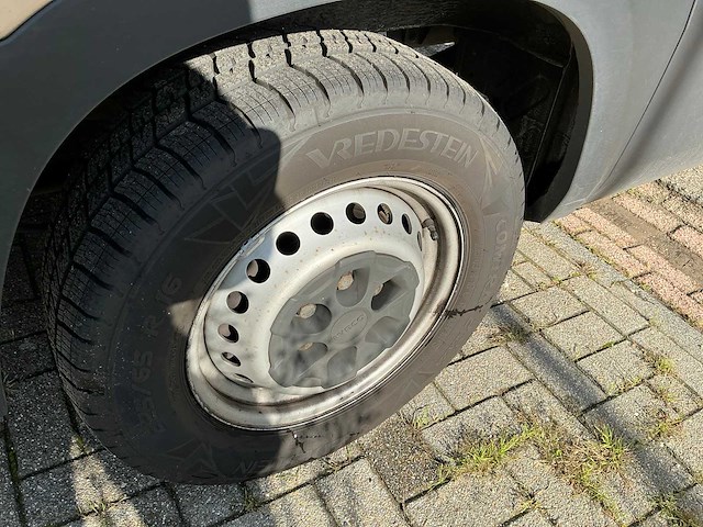 Iveco daily 35s13v 2.3 352 h3 l bedrijfswagen - afbeelding 16 van  19