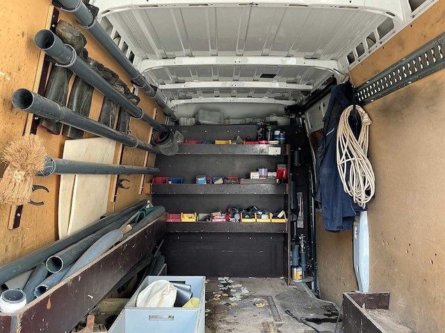 Iveco daily 35s13v 2.3 352 h3 l bedrijfswagen - afbeelding 18 van  19