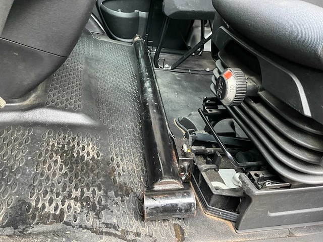 Iveco daily 35s14 hoogwerker - bedrijfswagen (schade) - afbeelding 7 van  18