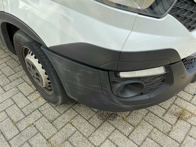 Iveco daily 35s15v 2.3 352 h3 l bedrijfswagen - afbeelding 4 van  22