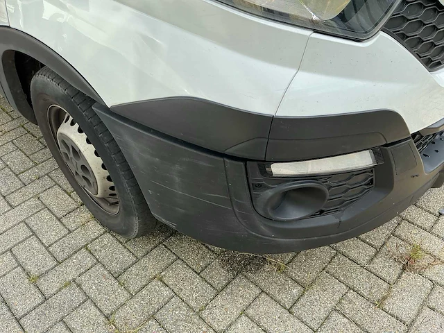 Iveco daily 35s15v 2.3 352 h3 l bedrijfswagen - afbeelding 4 van  22