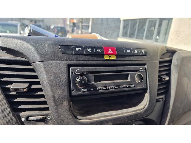 Iveco daily 35s16v 2.3 352 h2 | v-625-zd - afbeelding 15 van  25