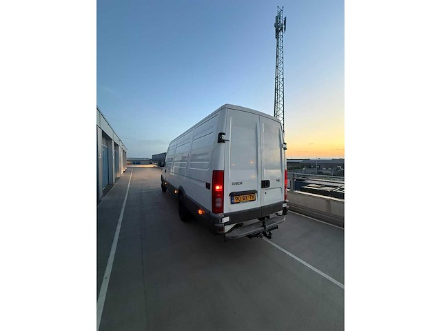 Iveco daily 40c11v 395 h2 l4 bedrijfswagen/camper - afbeelding 32 van  34