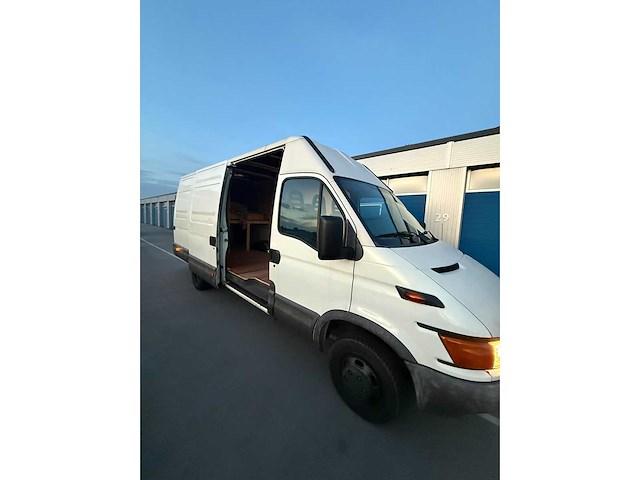 Iveco daily 40c11v 395 h2 l4 bedrijfswagen/camper - afbeelding 3 van  34