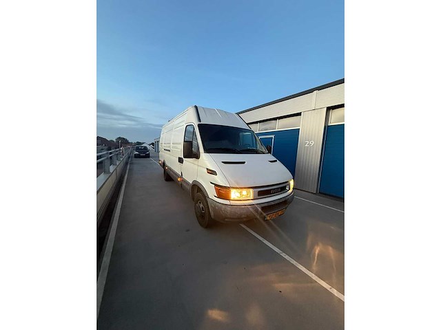 Iveco daily 40c11v 395 h2 l4 bedrijfswagen/camper - afbeelding 23 van  34