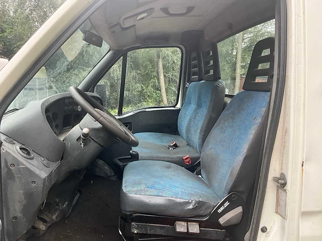 Iveco daily 40c13 300 bedrijfswagen - afbeelding 13 van  28