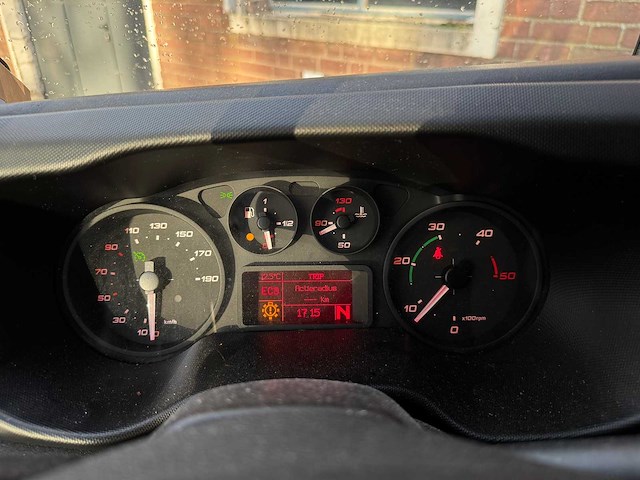 Iveco daily 40c17 3.0 375 170pk 2016, vs-281-h - afbeelding 33 van  48