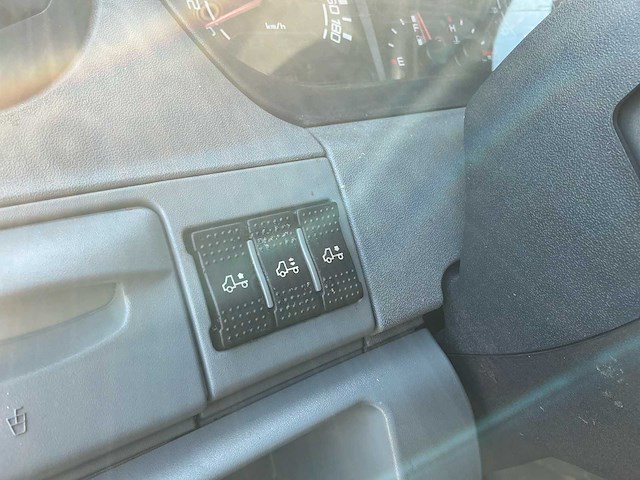 Iveco daily 50c18 dubbele cabine trekker (tr) -3,5t - 2008 - afbeelding 3 van  5