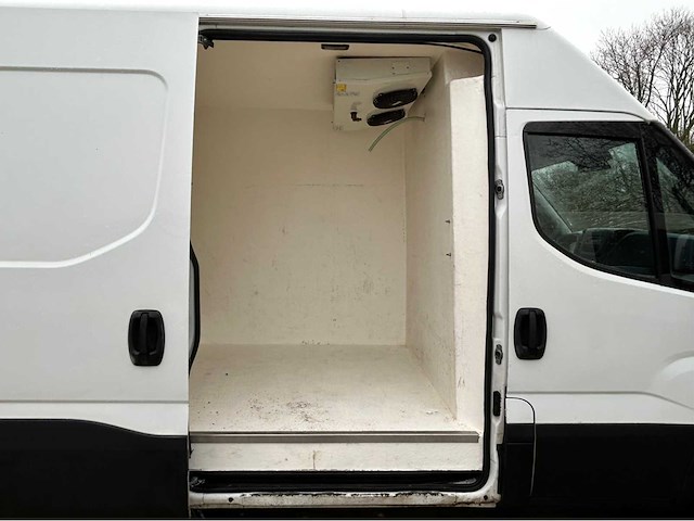 Iveco daily bedrijfswagen, koelwagen - afbeelding 20 van  20