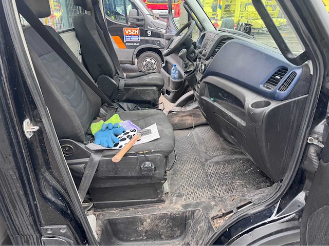Iveco daily bedrijfswagen - afbeelding 11 van  33