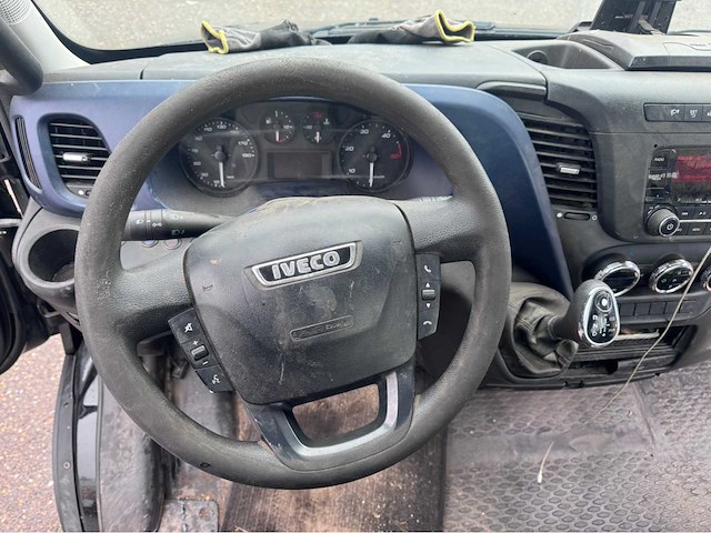 Iveco daily bedrijfswagen - afbeelding 16 van  33