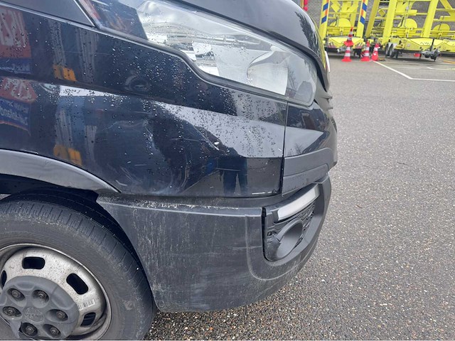 Iveco daily bedrijfswagen - afbeelding 27 van  33
