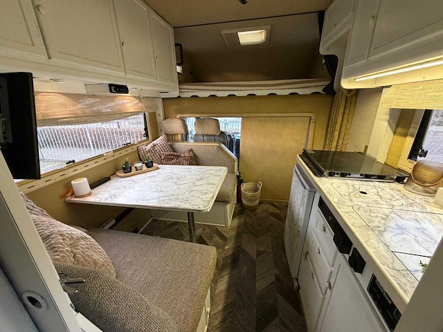 Iveco daily camper 2.5 turbo diesel s45 kampeerwagen niesmann & bischoff clou 4-tvf-30 - afbeelding 13 van  36