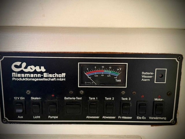 Iveco daily camper 2.5 turbo diesel s45 kampeerwagen niesmann & bischoff clou 4-tvf-30 - afbeelding 24 van  36