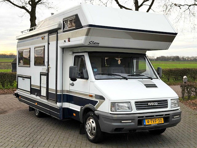 Iveco daily camper 2.5 turbo diesel s45 kampeerwagen niesmann & bischoff clou 4-tvf-30 - afbeelding 33 van  36