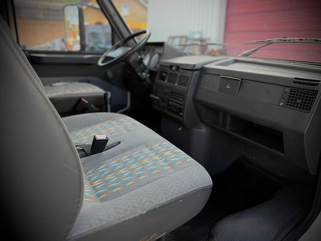 Iveco daily camper 35-10.1 dubbel ass kampeerwagen 13-zds-9 - afbeelding 1 van  2