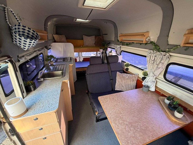 Iveco daily camper 35-12 v kampeerwagen 85-lsh-5 - afbeelding 22 van  30