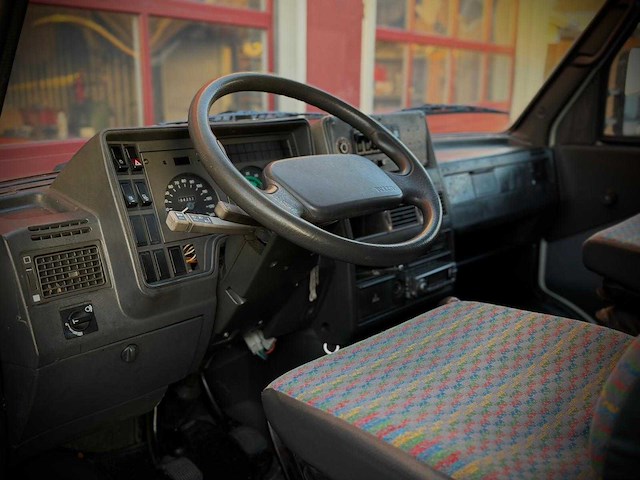 Iveco daily camper 35-12 v kampeerwagen 85-lsh-5 - afbeelding 25 van  30