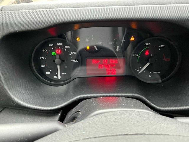 Iveco daily (marktkraam) - bedrijfswagen - afbeelding 17 van  25