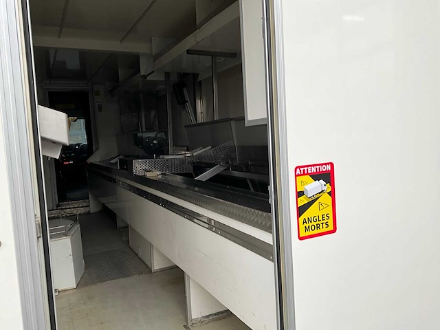 Iveco daily (marktkraam) - bedrijfswagen - afbeelding 23 van  25