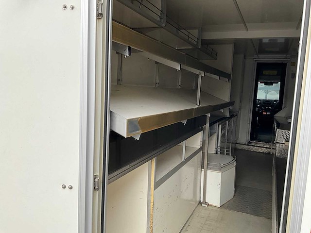 Iveco daily (marktkraam) - bedrijfswagen - afbeelding 24 van  25