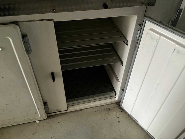 Iveco daily (marktkraam) - bedrijfswagen - afbeelding 8 van  23