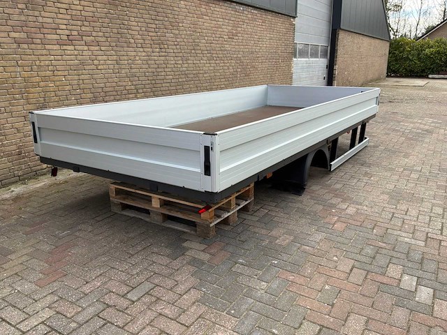 Iveco daily scattolini open laadbak 4922x2130mm - afbeelding 13 van  18